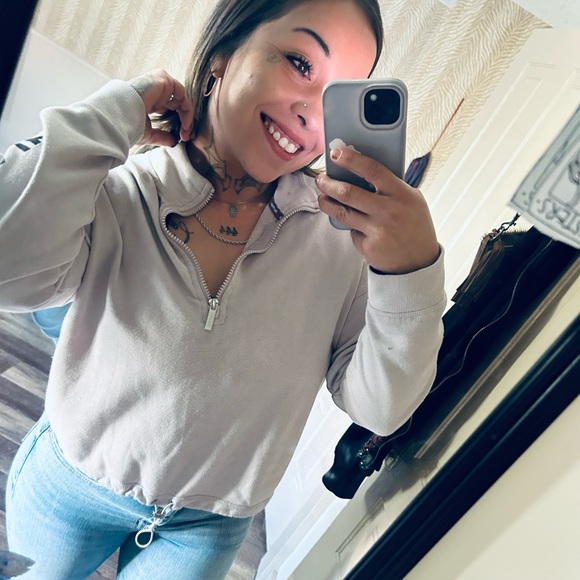 Meet your Posher, Natalie - Picture 1 of 1